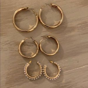 3 pairs of earrings